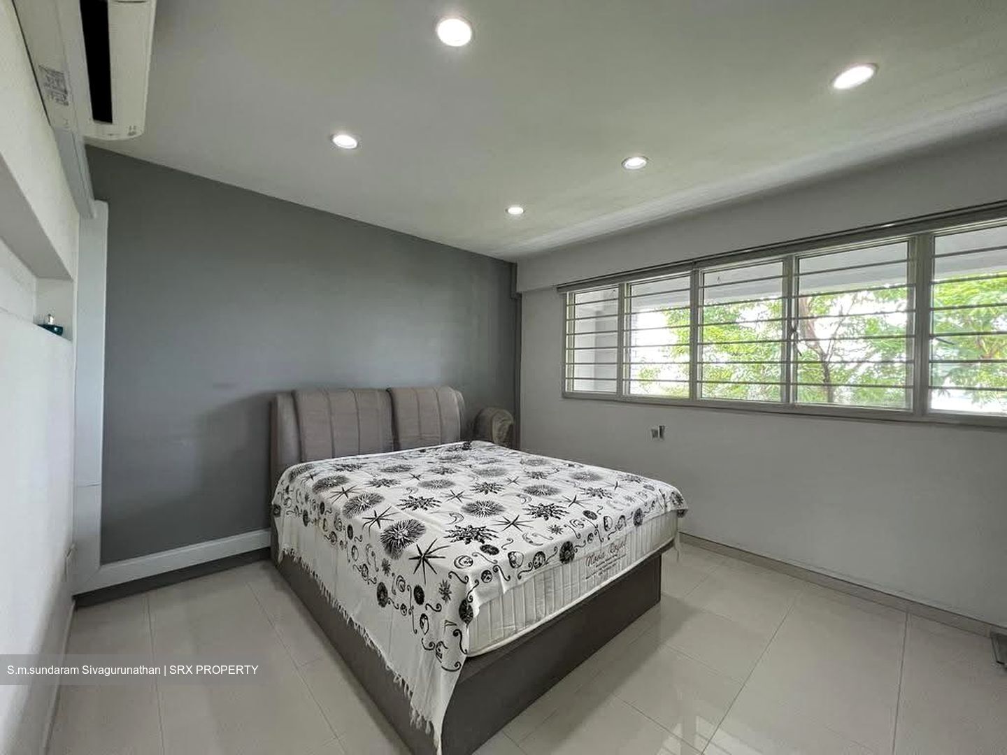 Blk 548 Jurong West Street 42 (Jurong West), HDB Executive #632437331